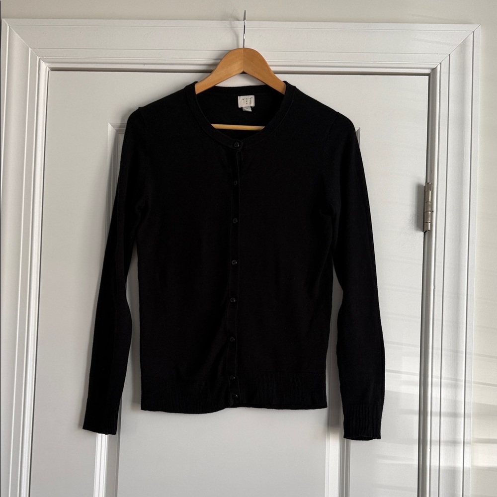 Elegant Black Button-Up Cardigan